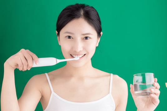 刷牙（口腔保健方法）