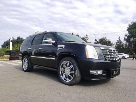 凯迪拉克凯雷德HYBRID