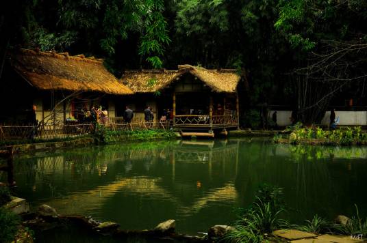 江村（唐代杜甫诗作）