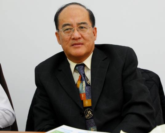 王卫华（中华人民共和国原驻瓜亚基尔总领馆总领事）