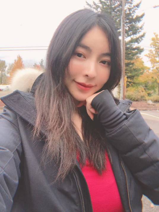 谭晓彤（中国香港女演员，模特）