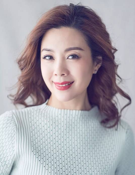 王怡（国家一级演员）