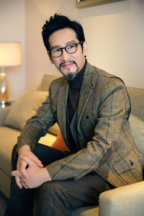 王劲松（中国内地男演员、南京市话剧团演员、国家一级演员）