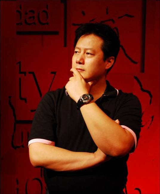 罗伟（高级导演）