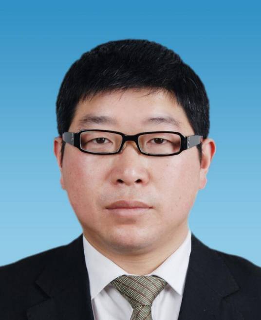 张青松（四川省南充市嘉陵区委书记、经开区党工委副书记（兼））