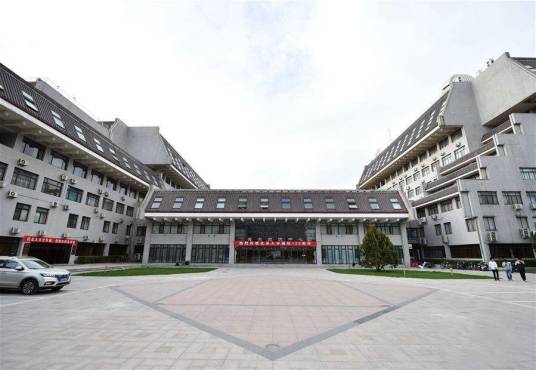 北京大学英杰交流中心