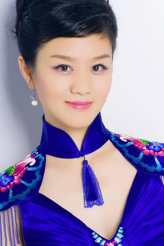 燕妮（中国民族青年歌唱家）