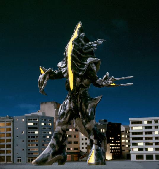 巨大异形兽撒旦毕佐