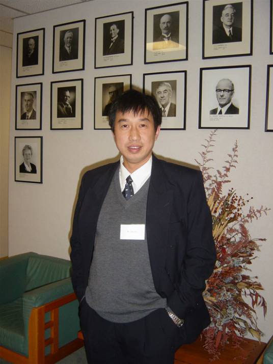 田斌（三峡大学党委原副书记）