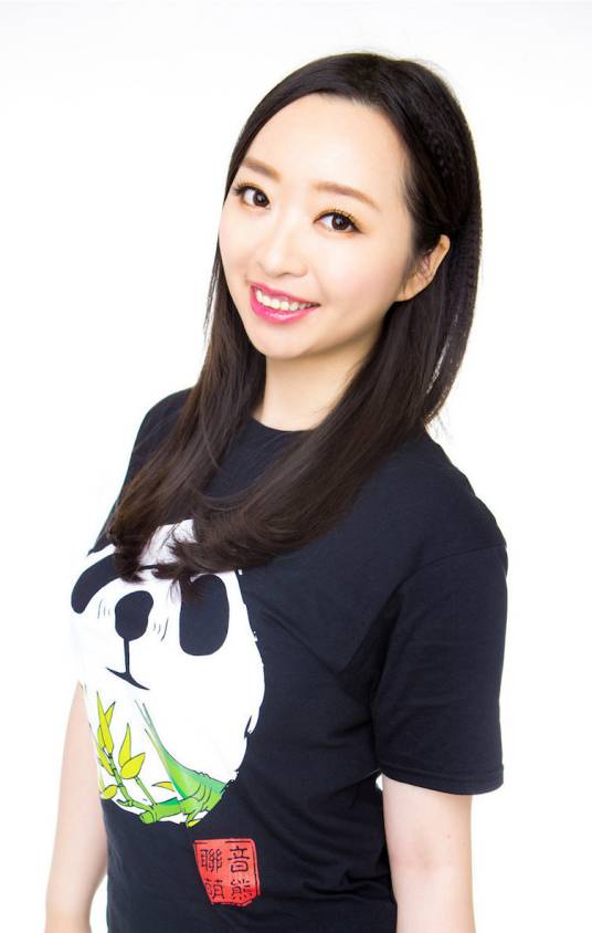 鬼月（中国女配音演员）