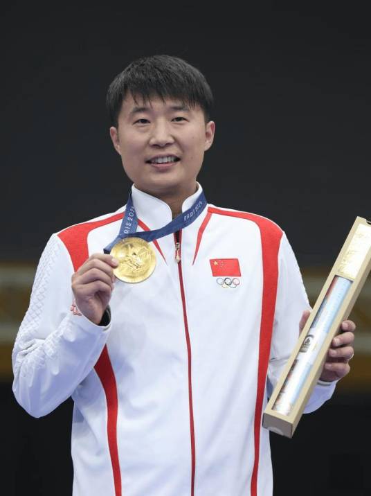 李越宏（中国男子射击运动员、巴黎奥运会金牌获得者）
