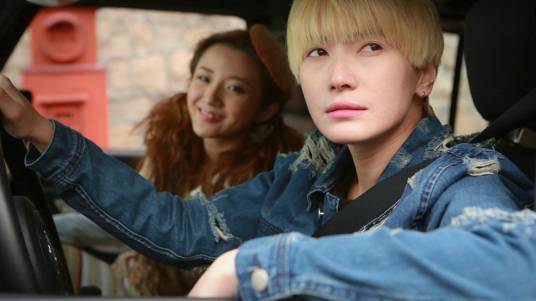 唇唇欲动（2013年苏伦执导的剧情电影）