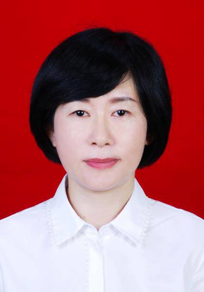 陈倩(潜山市政协副主席,市卫生健康委员会主任、市疫情防控指挥部办公室主任)