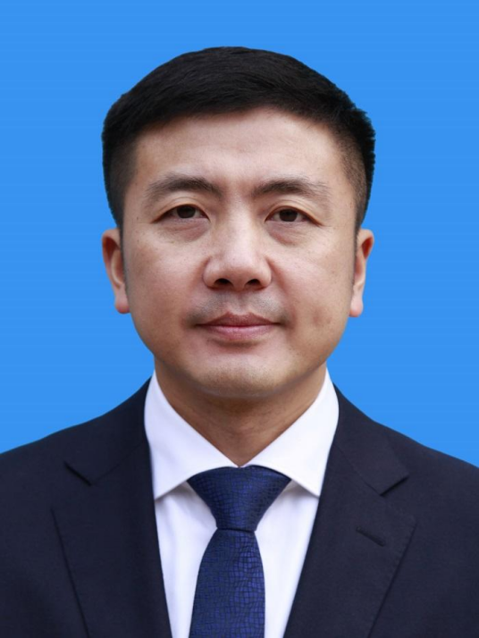 肖刚（泸州高新技术产业开发区党工委书记、二级巡视员）