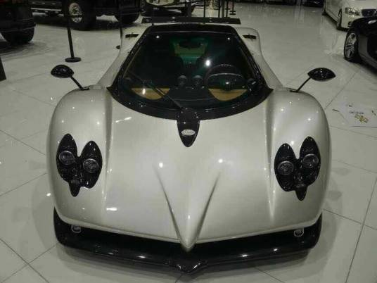 帕加尼Zonda F