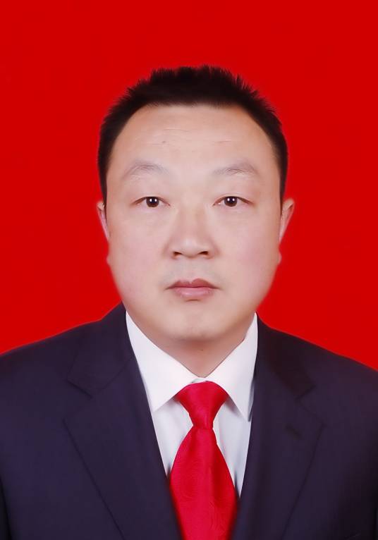 邓文明（陕西省安康市平利县委常委、政法委书记）