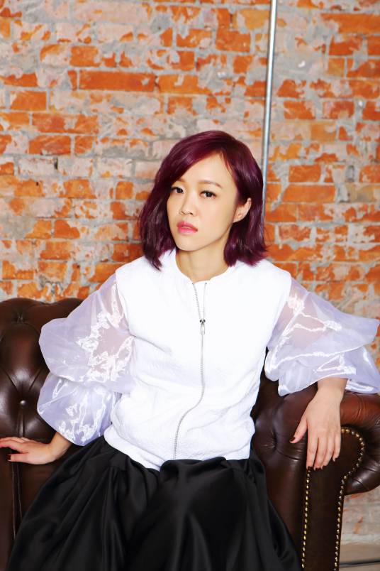 张艾莉（中国台湾女歌手）