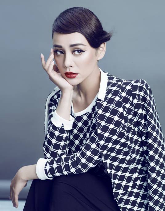 宁静（中国内地影视女演员、歌手，上海电影演员剧团国家一级演员）