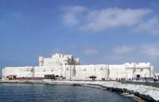 亚历山大（埃及最大海港）