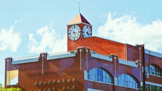 昆明市第三中学滇池校区