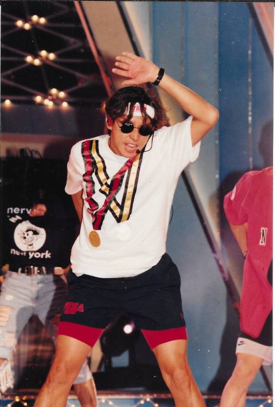 笑看人生（1993年谭咏麟演唱的歌曲）