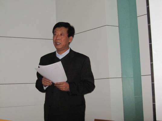 杨栋梁（天津南开大学教授）