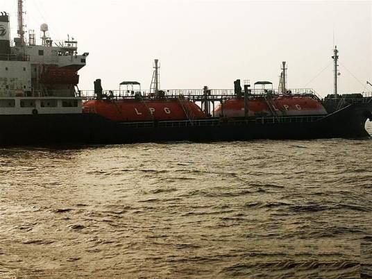 1·12韩国液化气船泄漏事件