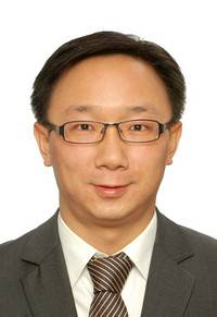 张骥（复旦大学教授）