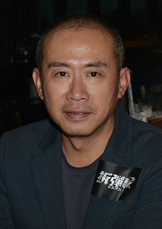 林小明（中国香港电影事业家、制片人、寰宇国际集团主席、执行董事）