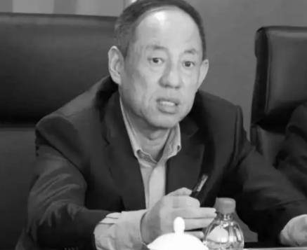 张伟（锦州银行原董事长）