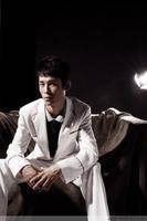 金悦（中国甘肃兰州籍男歌手）