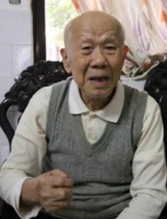 陈涉（副师职离休干部、原海军南海舰队航空兵部队政治部群工处处长）