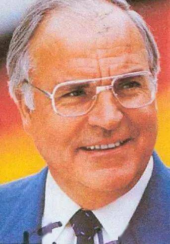 赫尔穆特·科尔