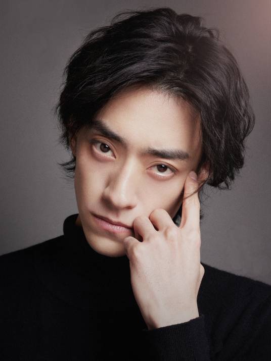 郑云龙（中国内地音乐剧、话剧及影视演员、歌手）