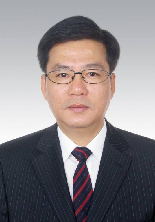 陈伟群（泉州市鲤城区委原常委、统战部原部长）