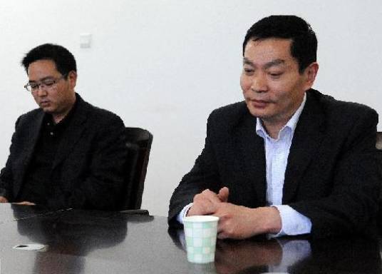 牛豪（原漯河市召陵区房管局副局长）