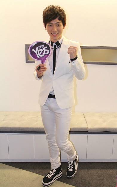 李柏辉（舞蹈教师、super131组合成员）