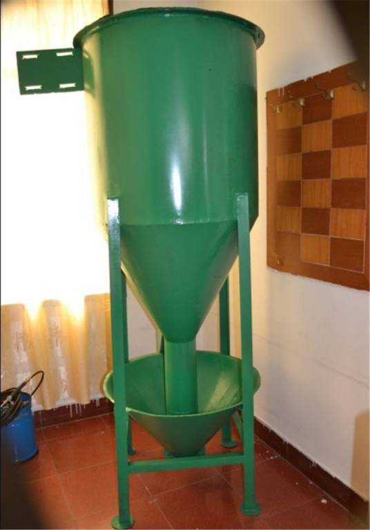 立式干粉搅拌机