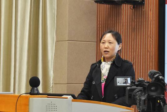 曹健（信阳农林学院院长）