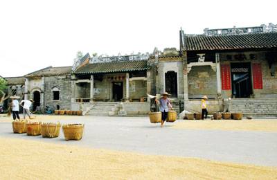 黎边村（广东省佛山市南海区狮山镇下辖村）