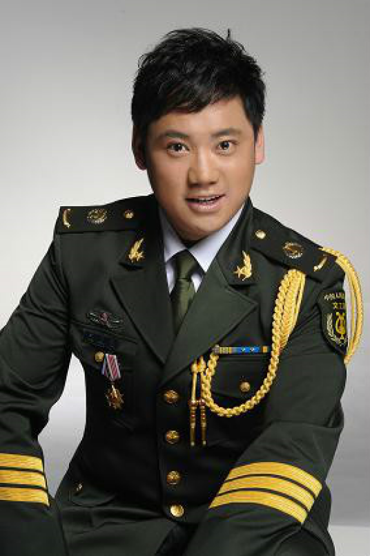泽旺多吉（中国内地男高音歌唱家，中央军委政治工作部歌舞团独唱演员）