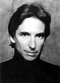 麦可·提尔森·汤玛斯