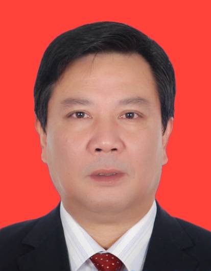 严晓群（江西省南昌市交通运输局原副局长）