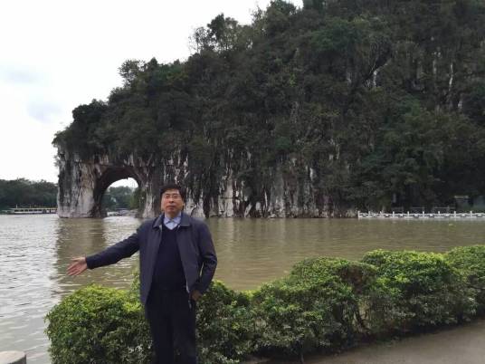 王成良（重庆大学教授）