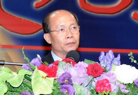 阮文雄（天主教神父和人权活动家）