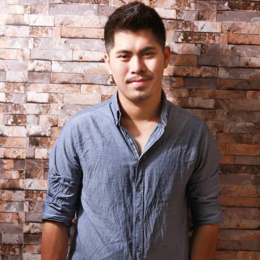 王宇鹏（石家庄籍80后男歌手）