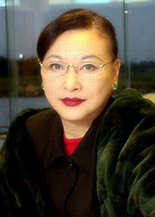 徐枫(中国台湾女演员、汤臣集团有限公司董事局主席兼董事总经理)