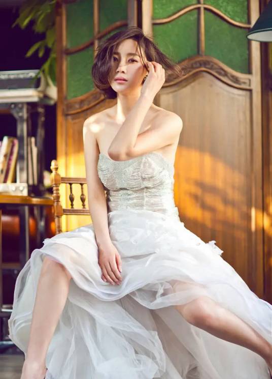 赵子惠（中国内地女演员、制片人、编剧、导演）