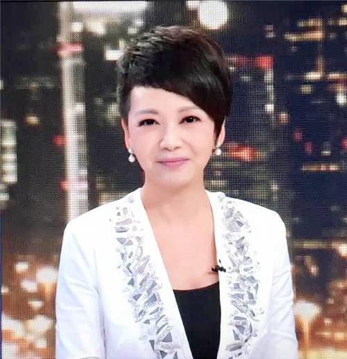 田薇(中国环球电视网主持人)
