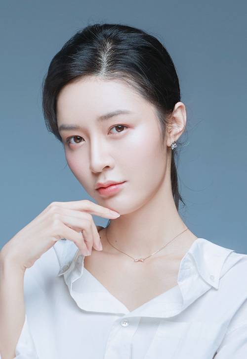 曾越（中国内地女演员）